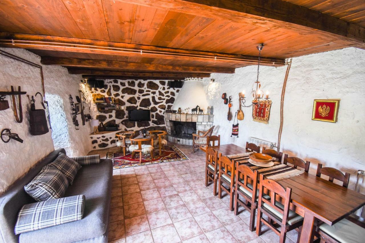 Grandfather'S Secret Danilovgrad Extérieur photo
